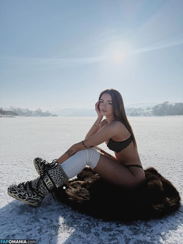 Katia Dupenkova / kkatrunia Meztelen OnlyFans  Kikerült fotó #5