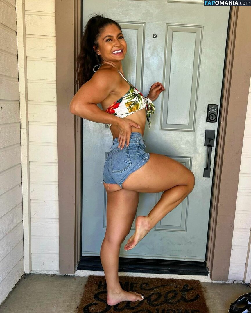 Katie Jones / Kayteejones_ / cutebustykatie / kjgoddess Meztelen OnlyFans  Kikerült fotó #7