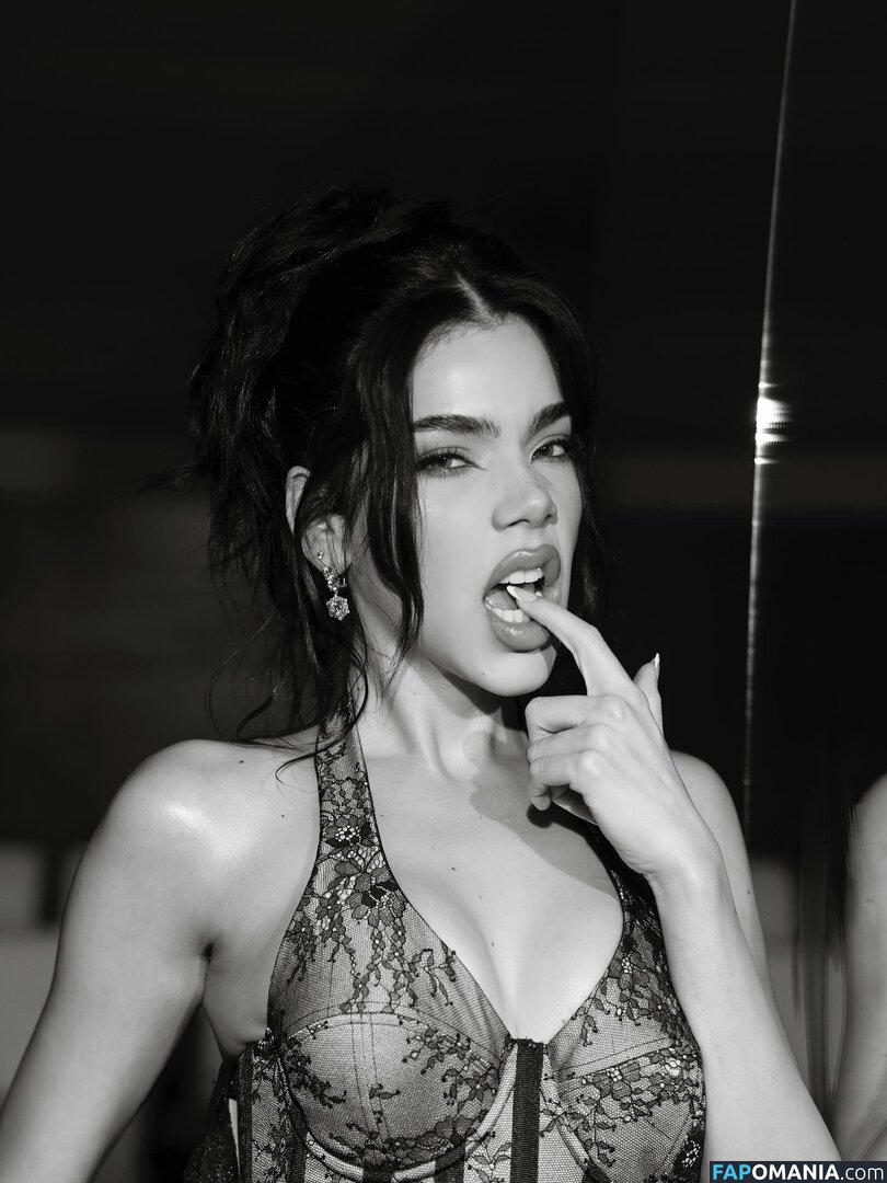 Kenia Os / keniamusicr / keniaos Meztelen OnlyFans  Kikerült fotó #10