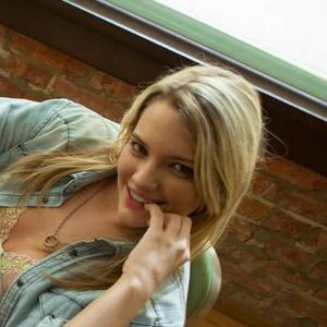 Kenna James