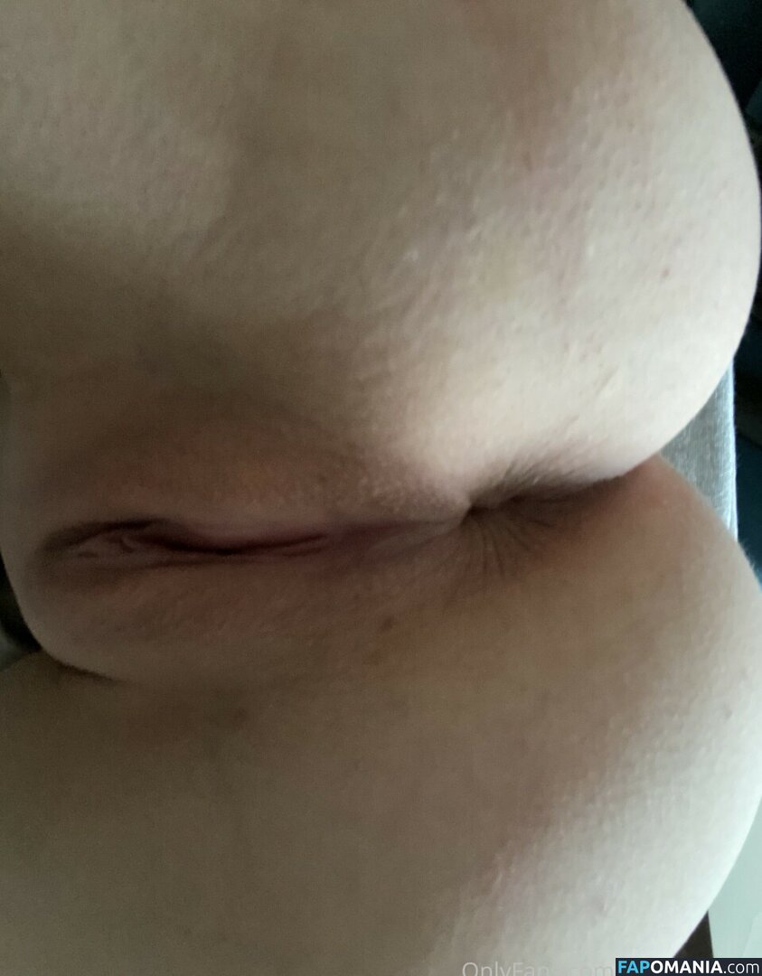 Boobafett / Kenzie Logan / kenzierpg / okenzielogan Meztelen OnlyFans  Kikerült fotó #21