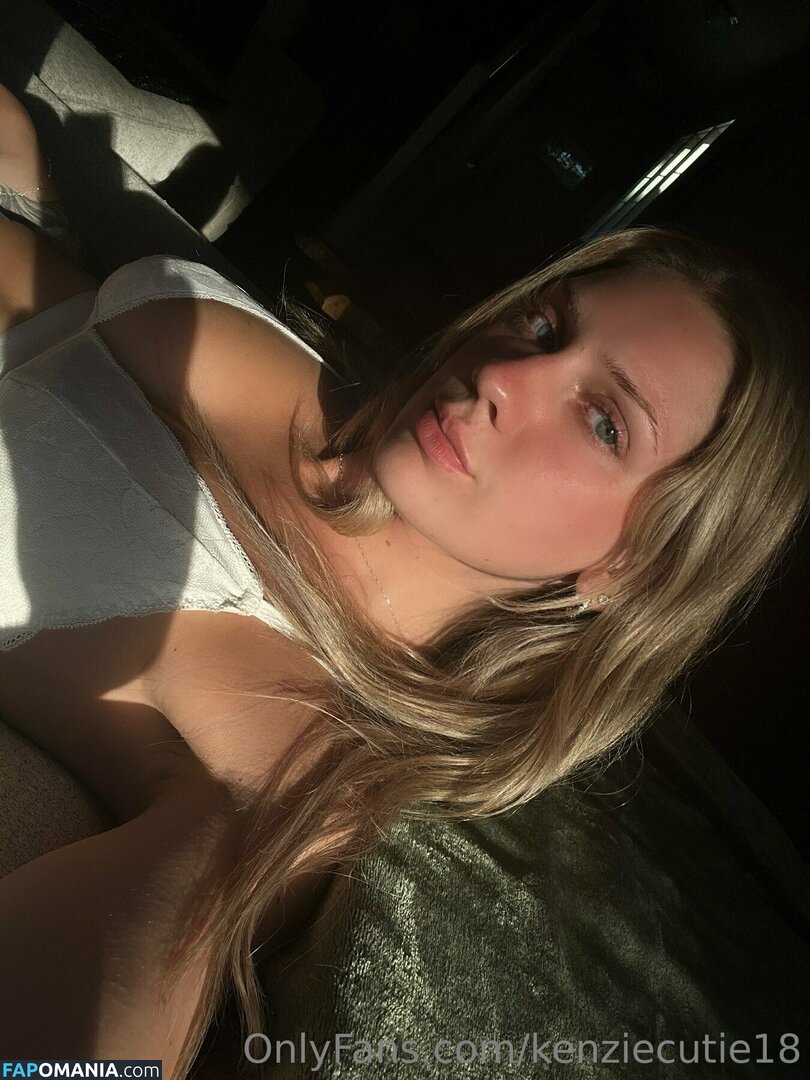 kenziecutie18 / kkenziee_18 Meztelen OnlyFans  Kikerült fotó #56