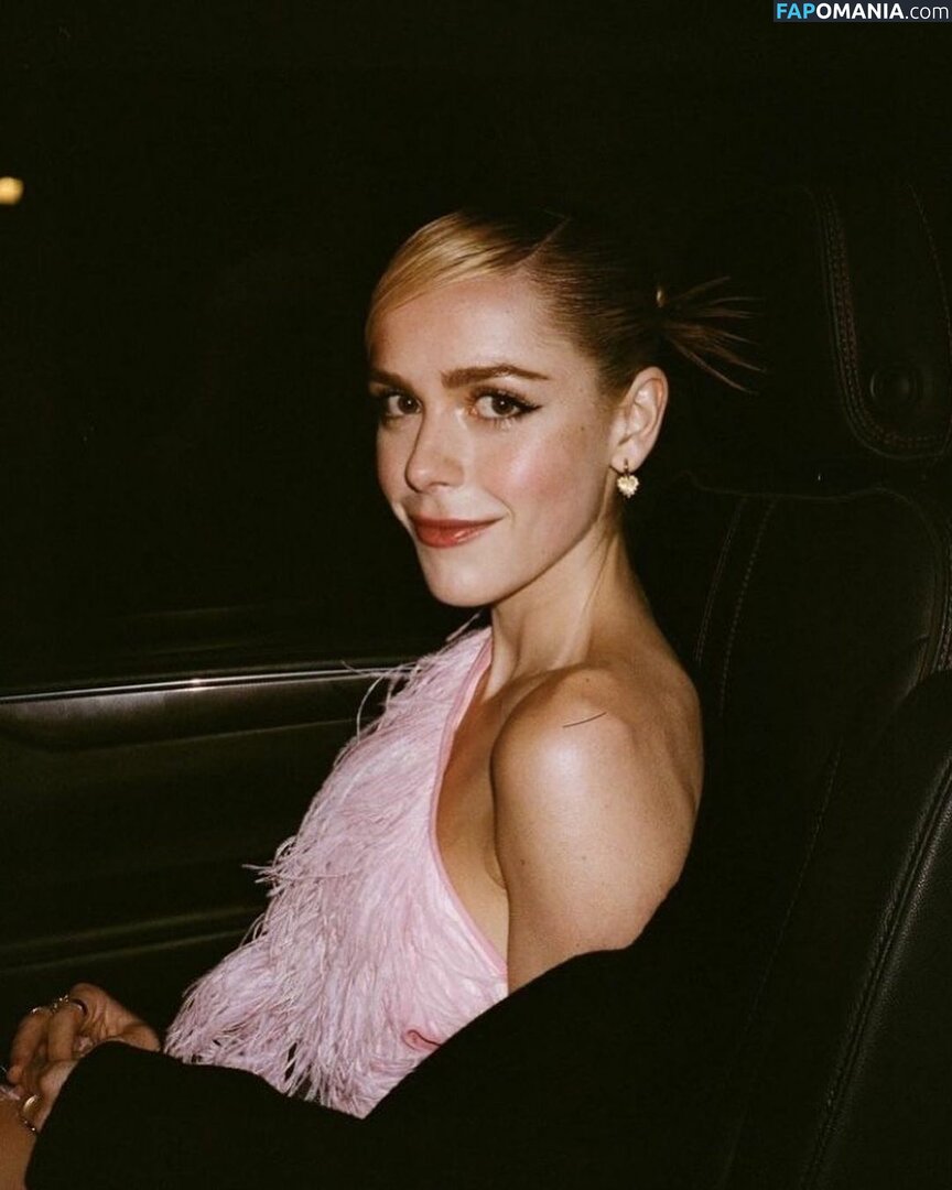 AdventuresSabrina / Kiernan Shipka / kiernanshipka Meztelen OnlyFans  Kikerült fotó #694