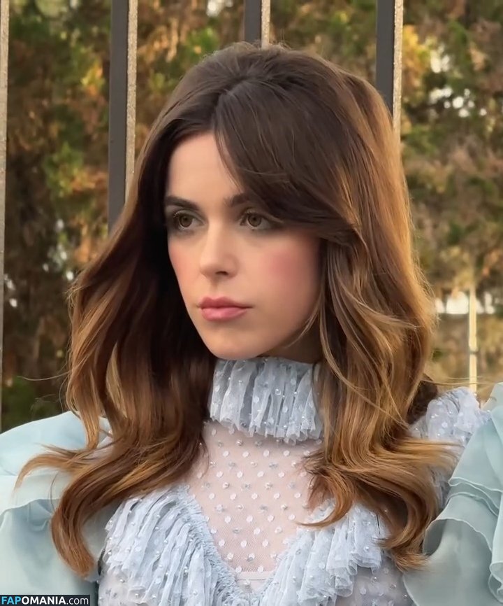 AdventuresSabrina / Kiernan Shipka / kiernanshipka Meztelen OnlyFans  Kikerült fotó #1575