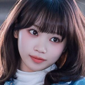 Kim Chaewon