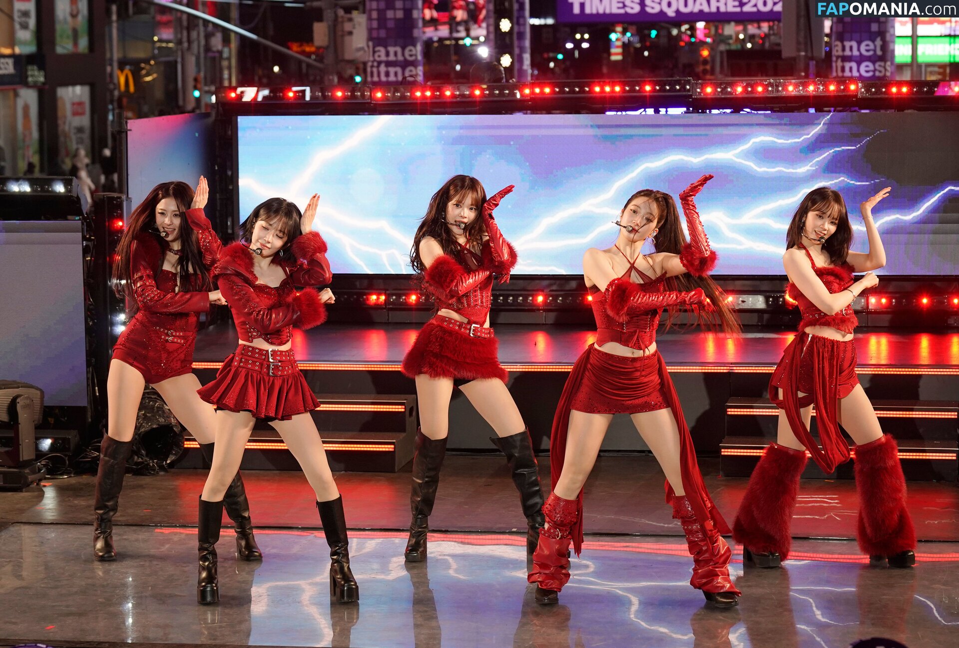 Kim Chaewon / _chaechae_1 / 김채원 Le Sserafim Meztelen OnlyFans  Kikerült fotó #39