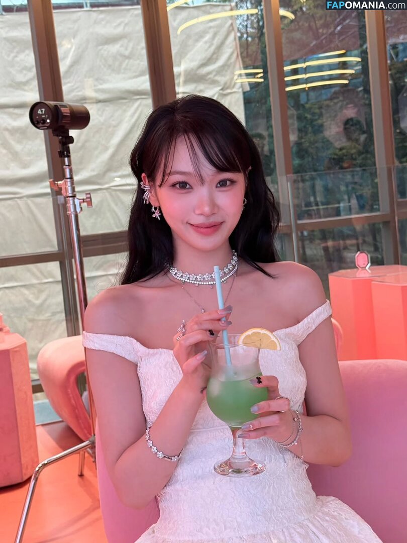 Kim Chaewon / _chaechae_1 / 김채원 Le Sserafim Meztelen OnlyFans  Kikerült fotó #44