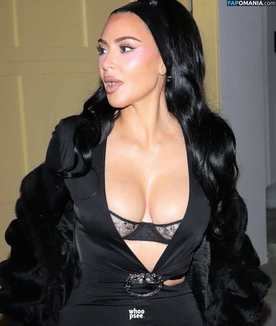 Kim Kardashian / kimkadarshian / kimkardashian Meztelen OnlyFans  Kikerült fotó #62