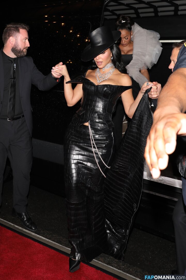 Kim Kardashian / kimkadarshian / kimkardashian Meztelen OnlyFans  Kikerült fotó #110
