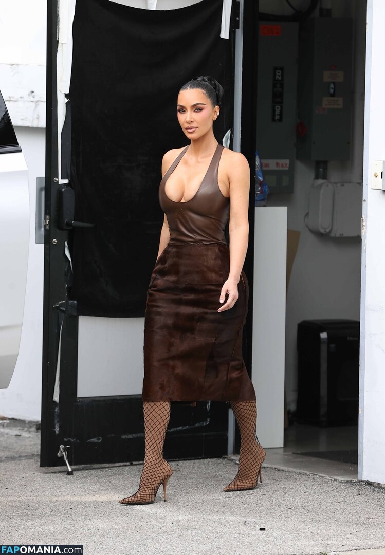 Kim Kardashian / kimkadarshian / kimkardashian Meztelen OnlyFans  Kikerült fotó #146