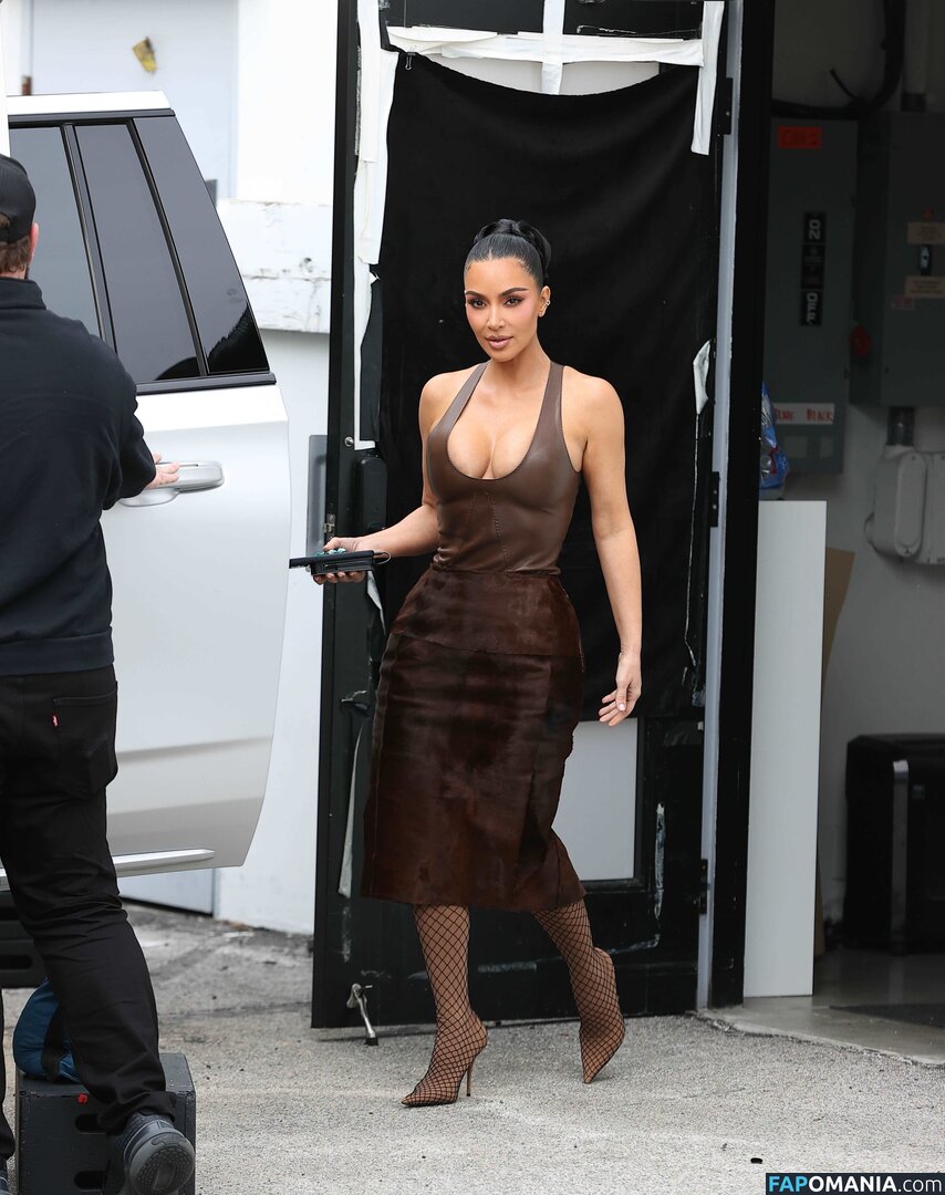 Kim Kardashian / kimkadarshian / kimkardashian Meztelen OnlyFans  Kikerült fotó #152