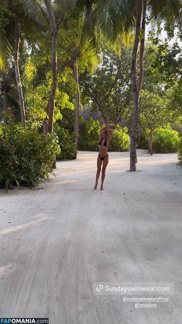 Kimberley Garner / KimberleyLondon / kimberleygarner Meztelen OnlyFans  Kikerült fotó #934
