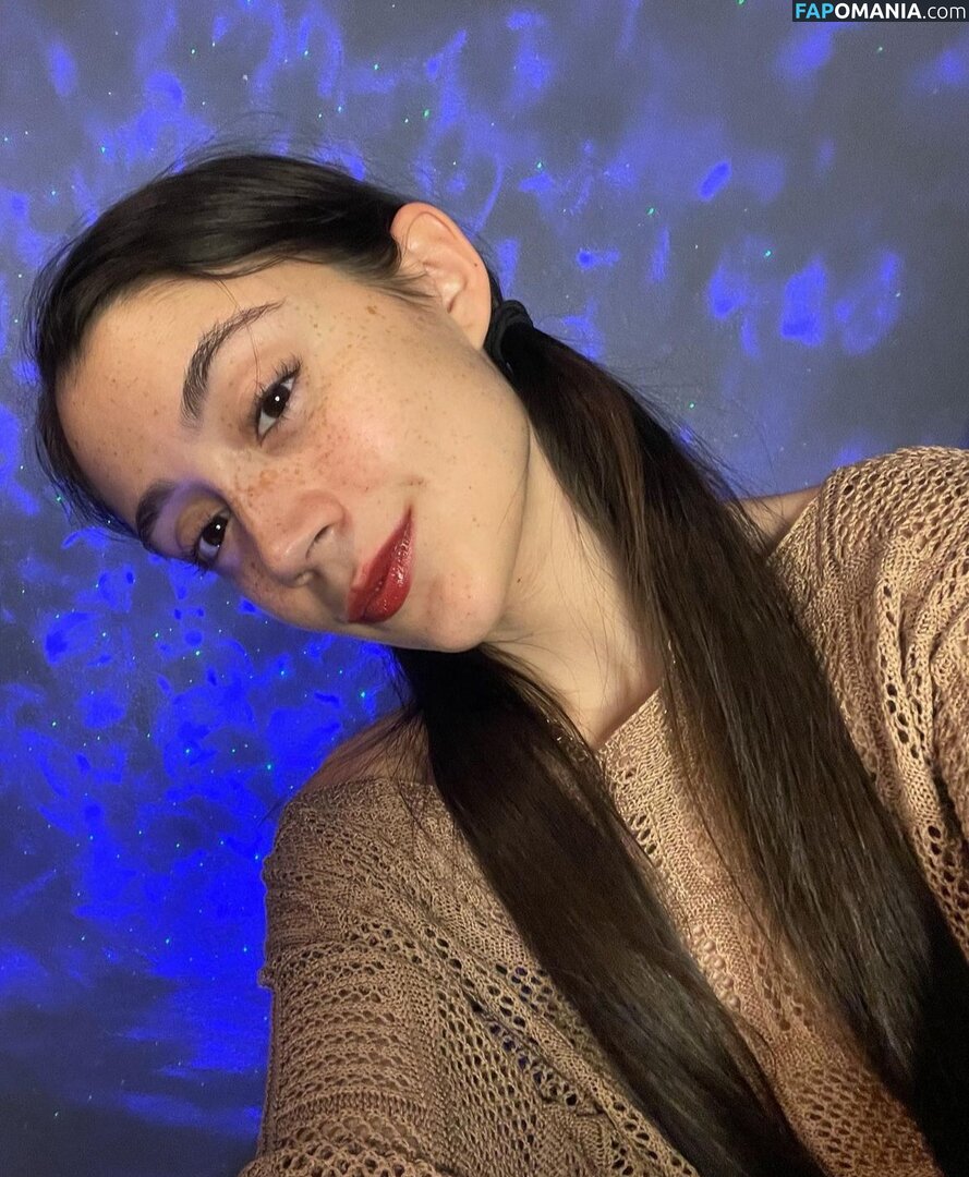 ayowhoischapis / kimbermelendrez Meztelen OnlyFans  Kikerült fotó #1