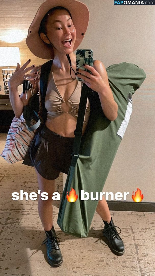 Kimiko Glenn / https: / kimikoglenn Meztelen OnlyFans  Kikerült fotó #26