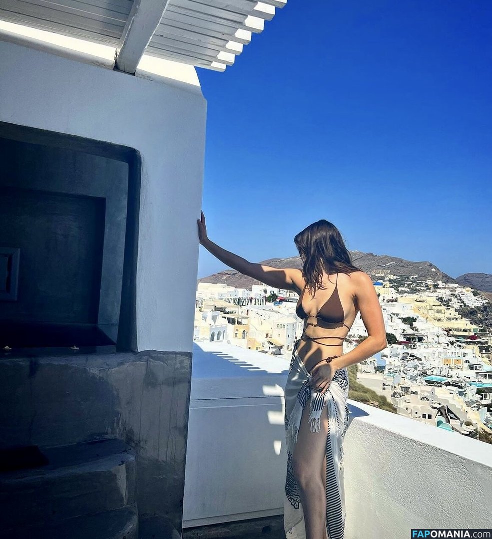 Kira Kosarin / kirakosarin Meztelen OnlyFans  Kikerült fotó #29