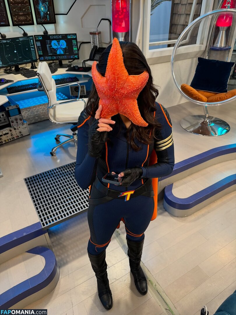 Kira Kosarin / kirakosarin Meztelen OnlyFans  Kikerült fotó #748