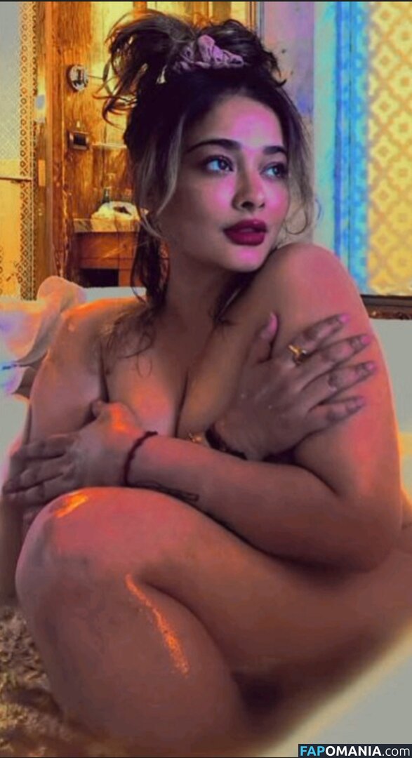 Kiran Rathore / kiran_rathore_official Meztelen OnlyFans  Kikerült fotó #1