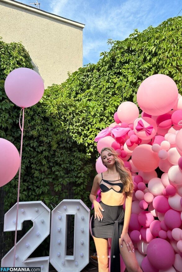 KISSY / KISSYKISSY / Shukovilova Olga / Shukovilova Olha / _olya__hh / cherry_pie6969 / llllllllllllllllllllll67 / meowmeowmeow077 / olyaa.shh / shshshshhhhhhhhh Meztelen OnlyFans  Kikerült fotó #16