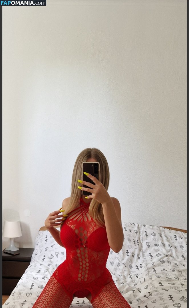 Klaudia / Klaudix96x Meztelen OnlyFans  Kikerült fotó #2