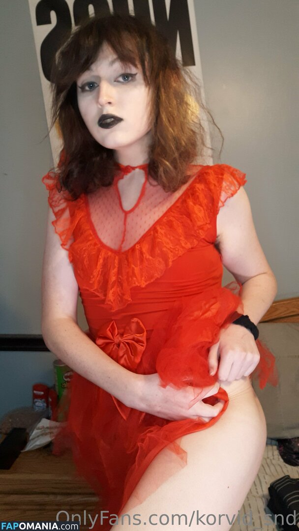 Raven / itsravenhunty_ / korvid_snd Meztelen OnlyFans  Kikerült fotó #48