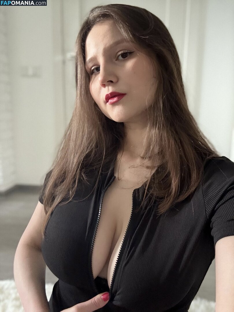 krispeachi3 / krispeech Meztelen OnlyFans  Kikerült fotó #1