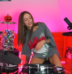 Kriss Drummer / Kristina Rybalchenko / kriss_drummer Meztelen OnlyFans  Kikerült fotó #2