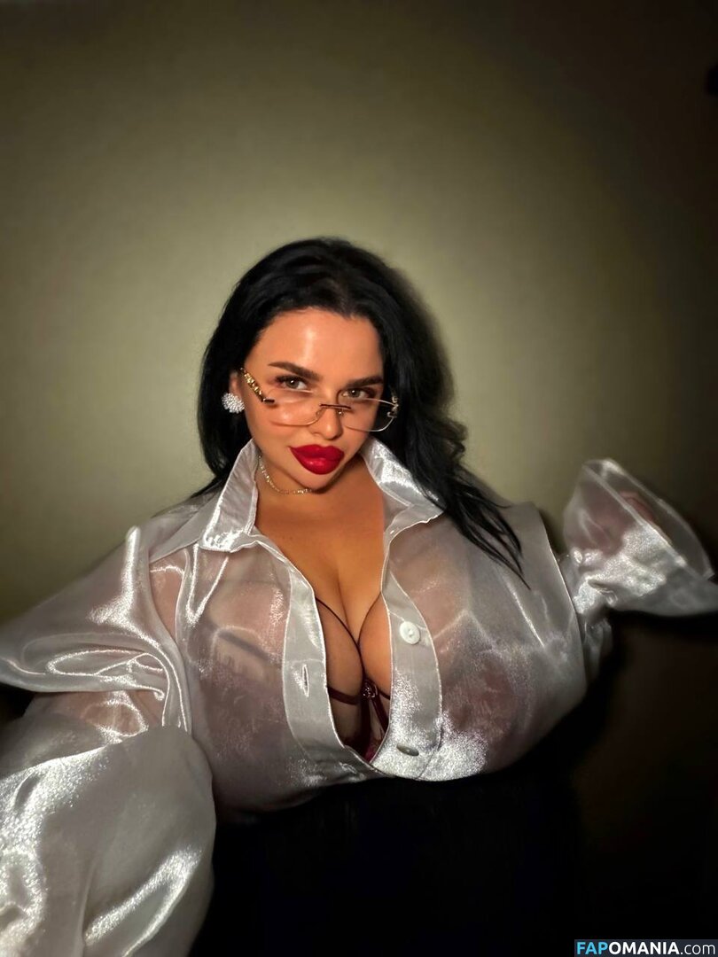 https: / kristina_doru Meztelen OnlyFans  Kikerült fotó #7