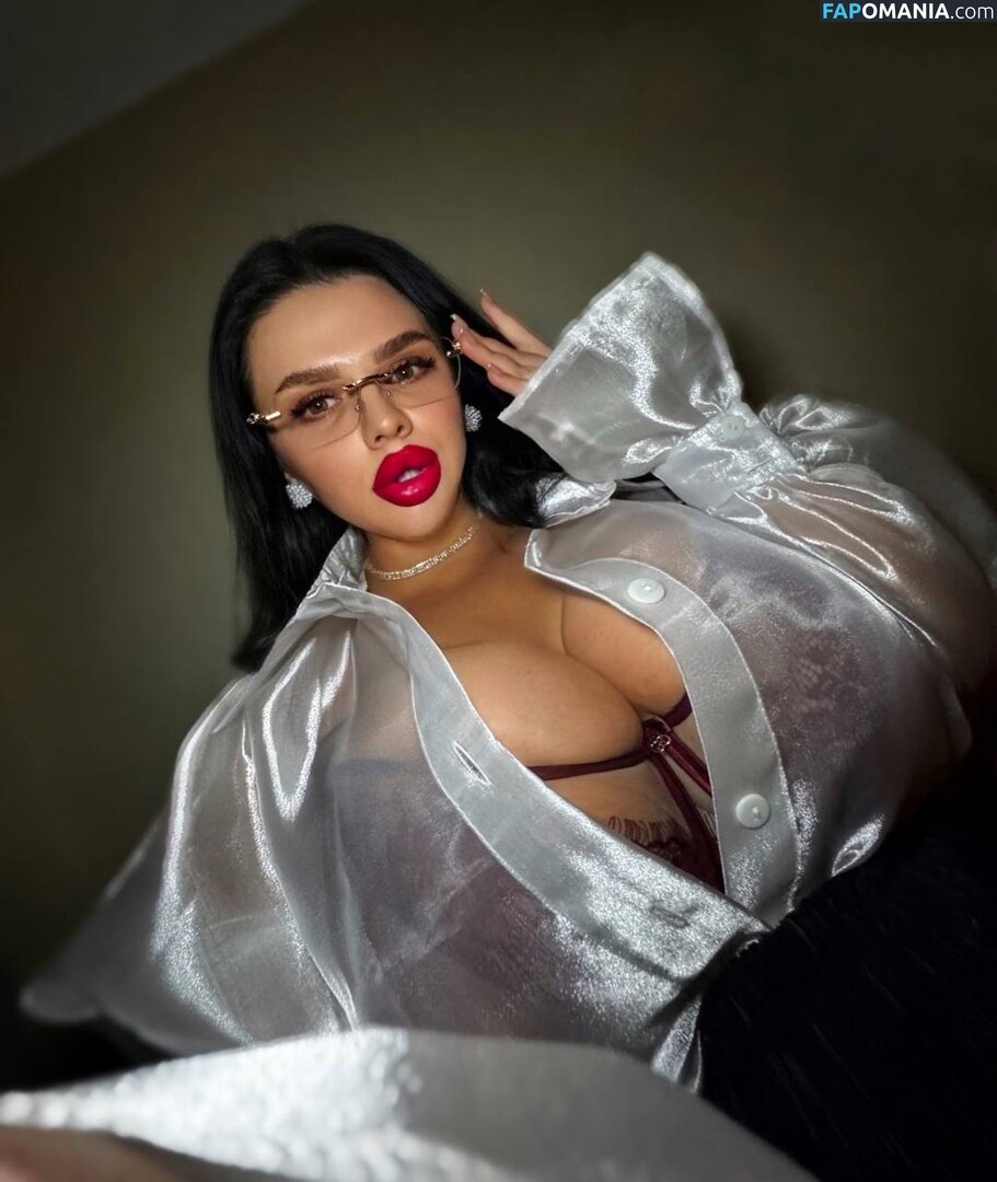 https: / kristina_doru Meztelen OnlyFans  Kikerült fotó #8