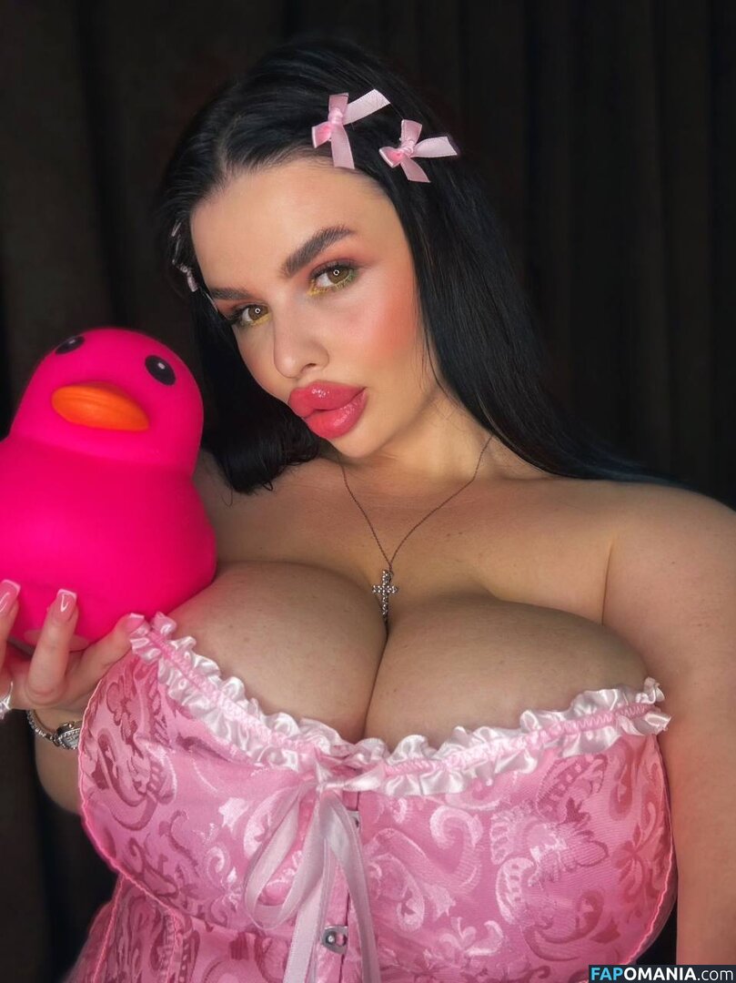 https: / kristina_doru Meztelen OnlyFans  Kikerült fotó #16
