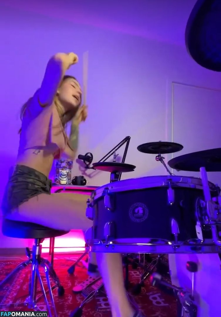 Kriss Drummer / Kristina Rybalchenko / kriss_drummer / user Meztelen OnlyFans  Kikerült fotó #12
