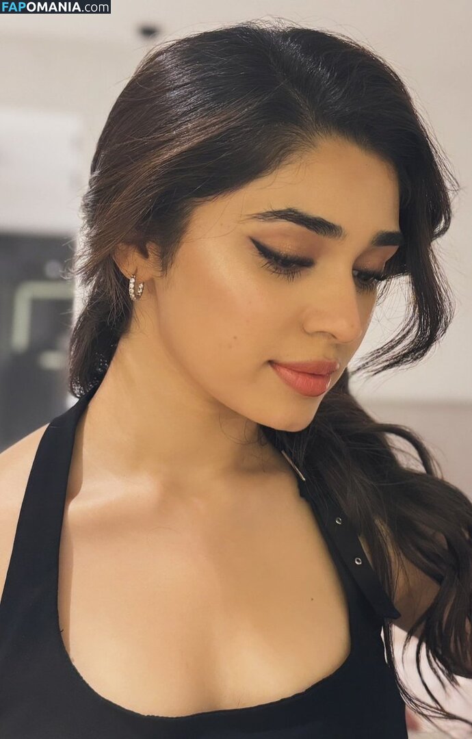 Krithi Shetty Meztelen OnlyFans  Kikerült fotó #5