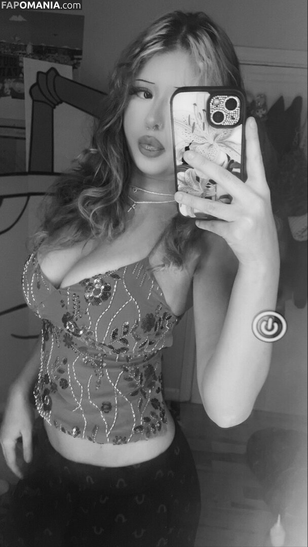 kttygrrlz / lvrrzu / mastershakelvrz Meztelen OnlyFans  Kikerült fotó #1