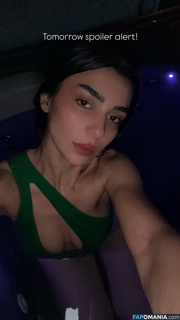 Kübra Miranda Çamlıbel / mirandaorlayn Meztelen OnlyFans  Kikerült fotó #4