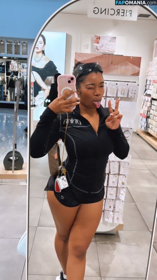 Kyylareneee / kurlykyy / kurrlyyy / kyylarenee Meztelen OnlyFans  Kikerült fotó #8