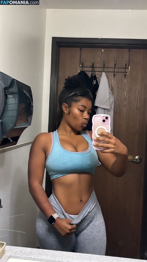 Kyylareneee / kurlykyy / kurrlyyy / kyylarenee Meztelen OnlyFans  Kikerült fotó #14