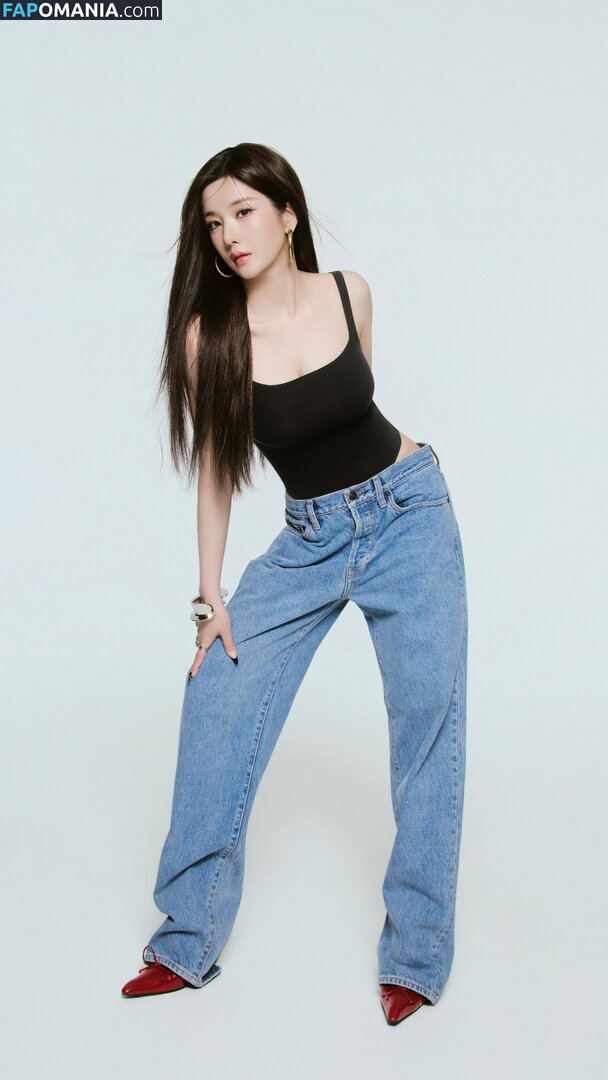 Kwon Eunbi / https: / official_kwon.eunbi Meztelen OnlyFans  Kikerült fotó #1