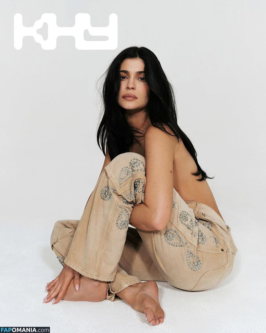 Kylie Jenner / kyliejenner / kyliejenner.2 Meztelen OnlyFans  Kikerült fotó #57