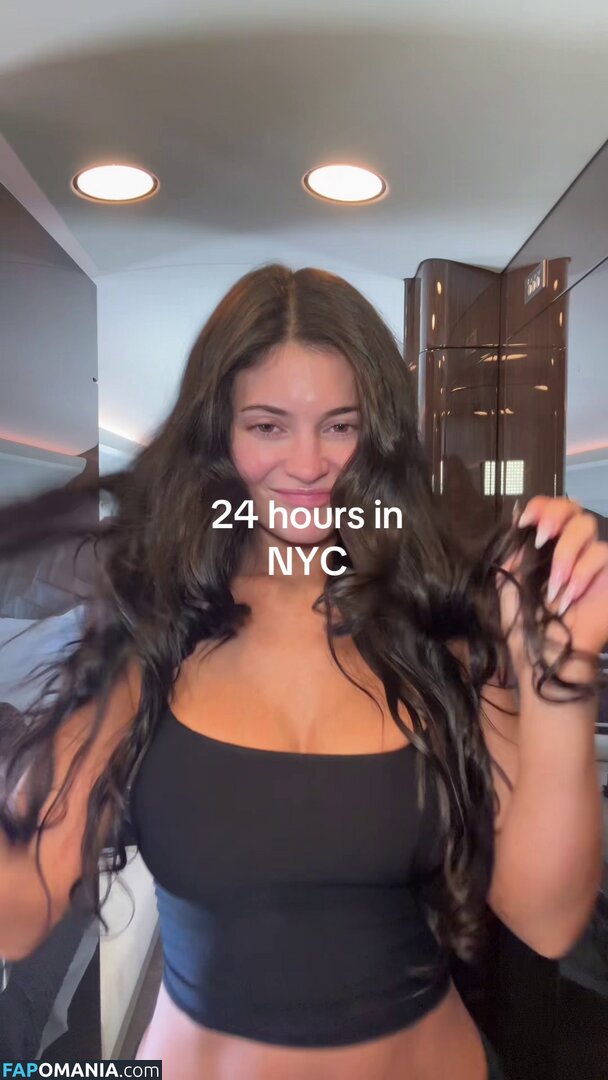 Kylie Jenner / https: / kyliejenner / kyliejenner.2 Meztelen OnlyFans  Kikerült fotó #89