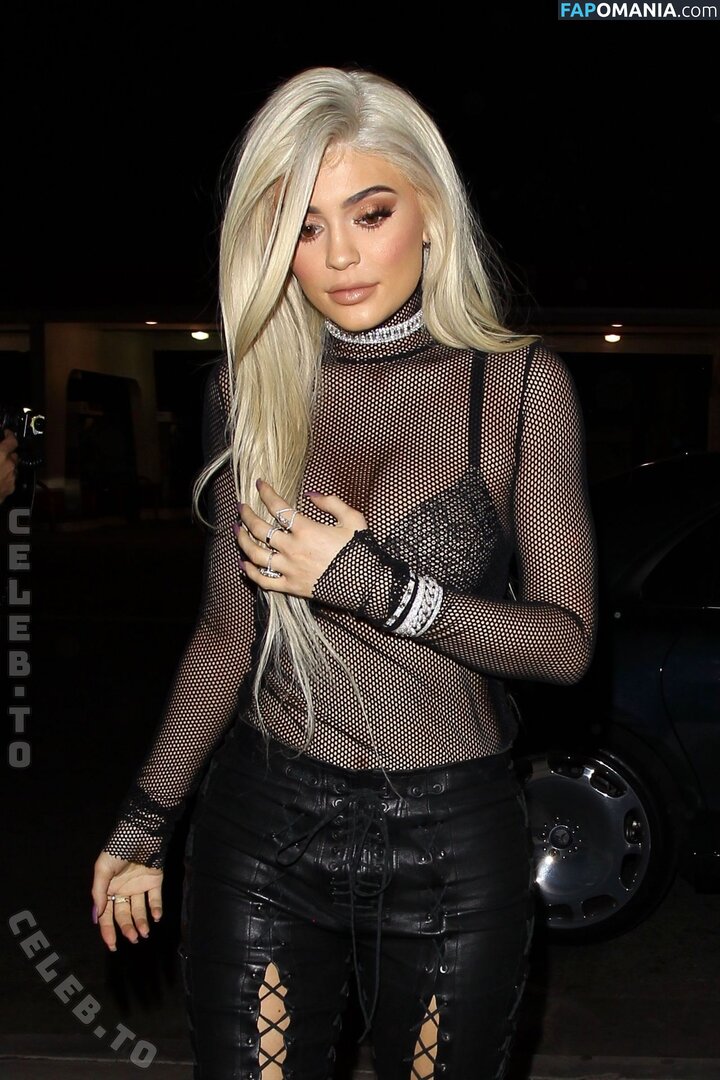 Kylie Jenner / https: / kyliejenner / kyliejenner.2 Meztelen OnlyFans  Kikerült fotó #115