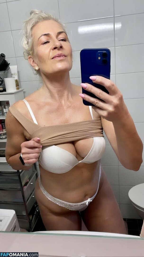lacydreamer / silky_shining / tarjamerenvalta Meztelen OnlyFans  Kikerült fotó #11