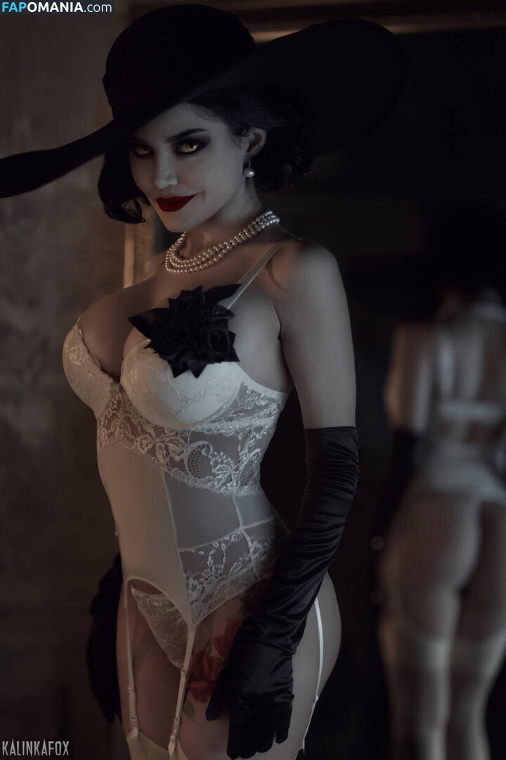 Alcina Dimitrescu and Bela Dimitrescu / Cassandra Dimitrescu / Daniela Dimitrescu / Lady Dimitrescu / ladydumitrescu Meztelen OnlyFans  Kikerült fotó #7