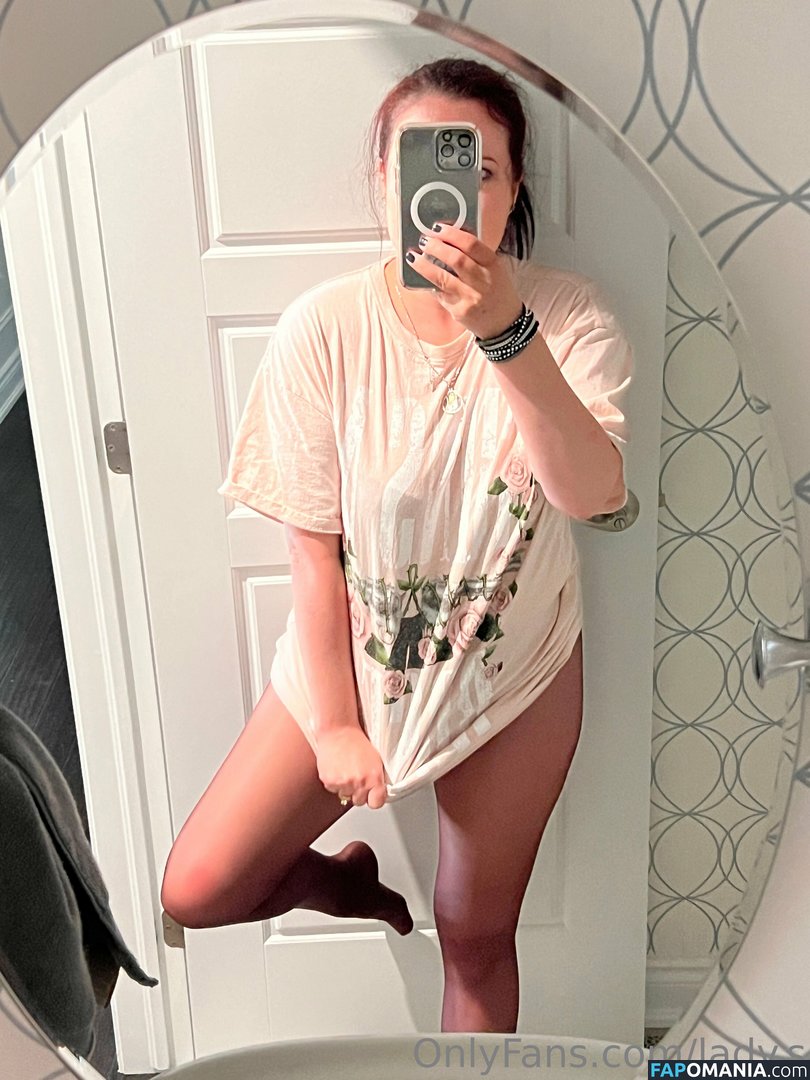 lady.s / lady__s_____ Meztelen OnlyFans  Kikerült fotó #13