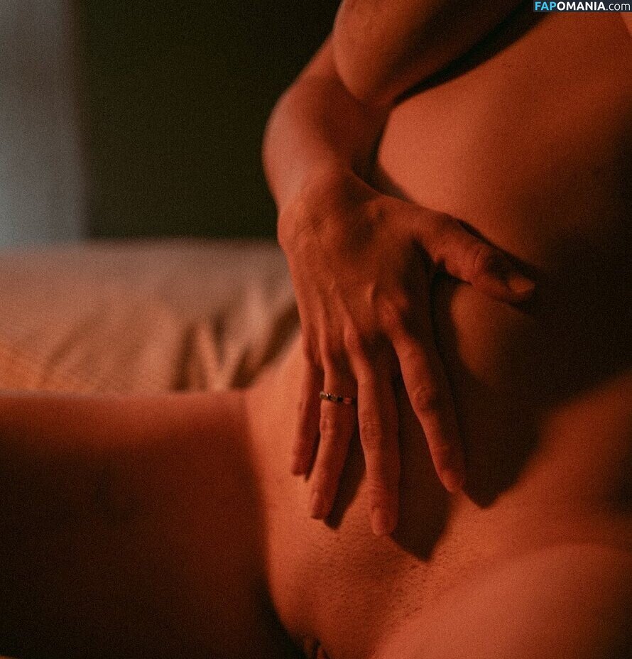 lafilledu_train / lafilledutrain / lafilledutrainoff Meztelen OnlyFans  Kikerült fotó #7