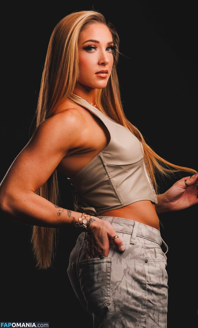 Lainey Reid / https: / lainey_wwe Meztelen OnlyFans  Kikerült fotó #1