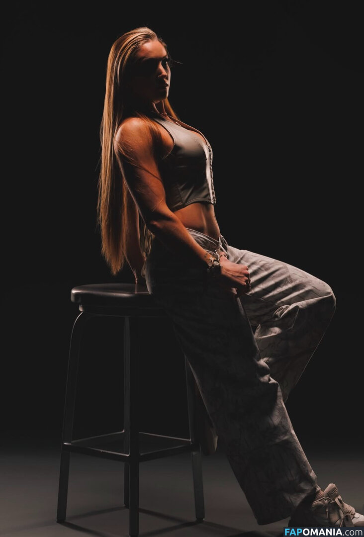 Lainey Reid / https: / lainey_wwe Meztelen OnlyFans  Kikerült fotó #4