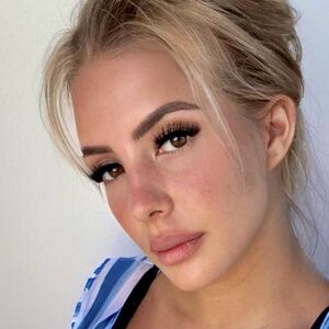 Lali957