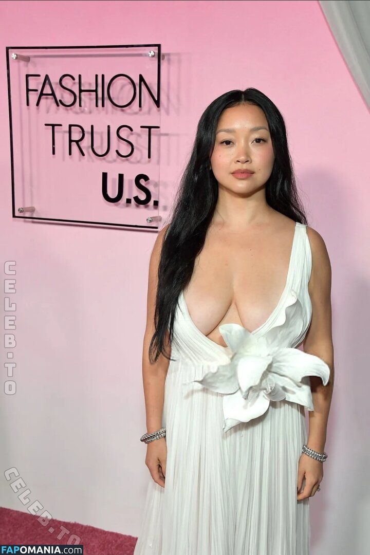 Lana Condor / https: / lanacondor Meztelen OnlyFans  Kikerült fotó #2