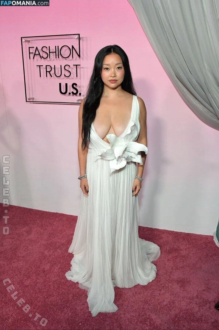 Lana Condor / https: / lanacondor Meztelen OnlyFans  Kikerült fotó #3