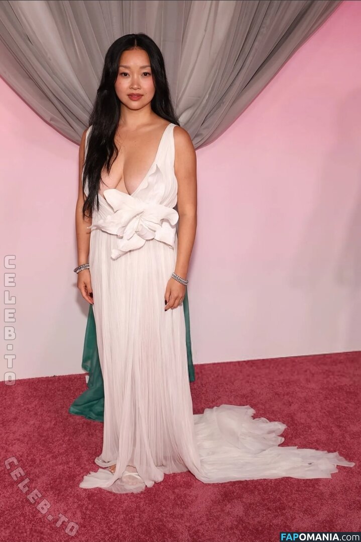 Lana Condor / https: / lanacondor Meztelen OnlyFans  Kikerült fotó #4
