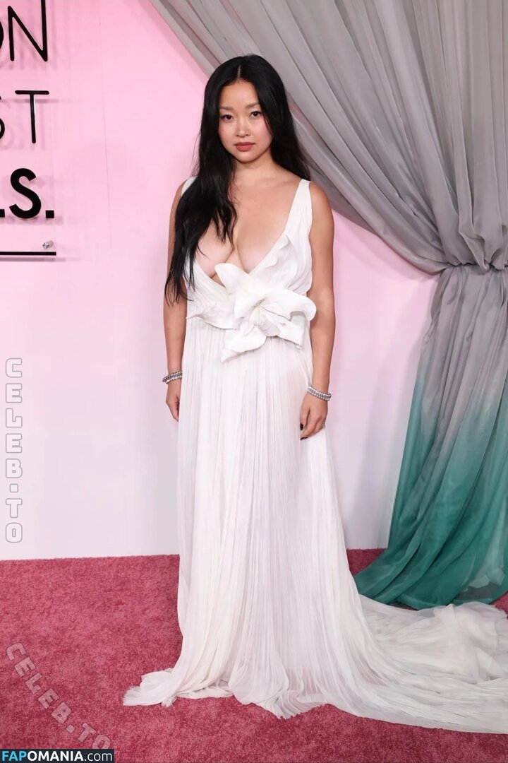 Lana Condor / https: / lanacondor Meztelen OnlyFans  Kikerült fotó #5